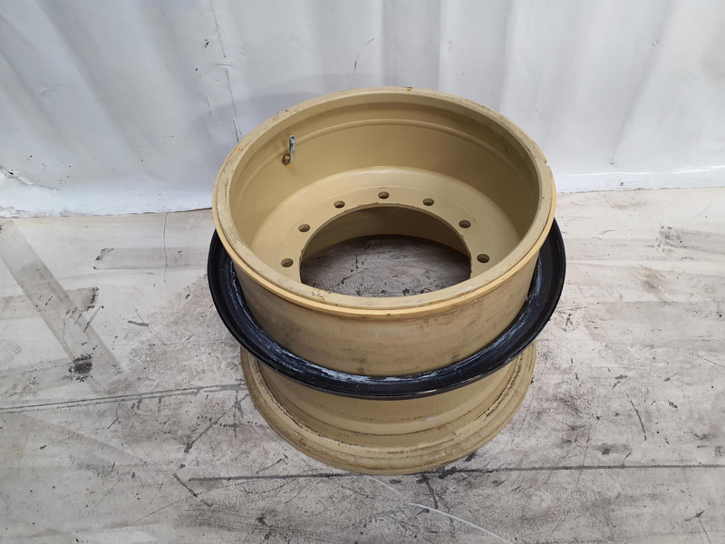 Grove Rim 525/80R25 12 20.5 3p - Llanta para Grúa: foto 1 Grove Rim 525/80R25 12 20.5 3p - Llanta para Grúa: foto 1