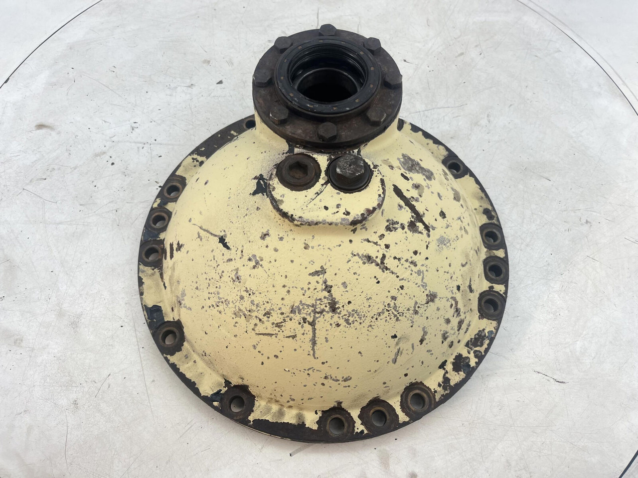 Krupp 70 GMT mid differential 13x35 axle 2 - Diferencial para Autogrúa: foto 5 Krupp 70 GMT mid differential 13x35 axle 2 - Diferencial para Autogrúa: foto 5