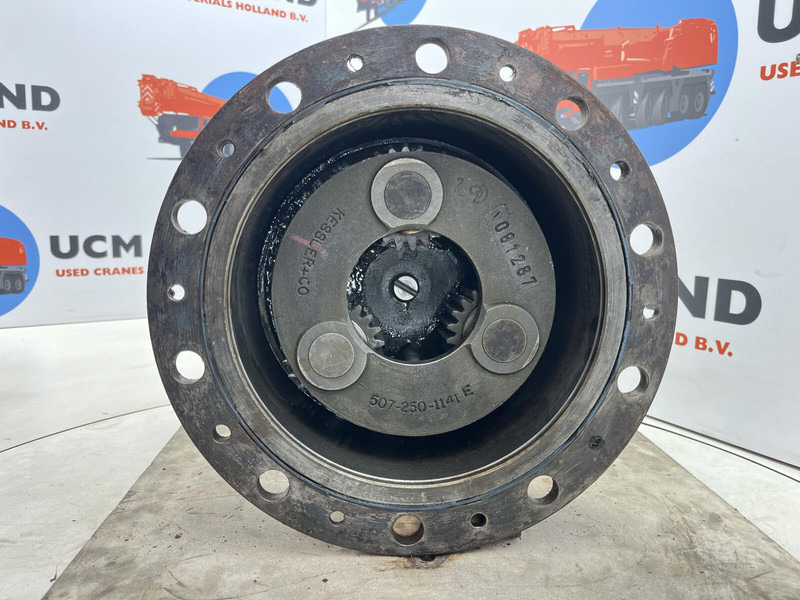 Krupp 70 GMT planetary gear 21-21-63-40-3pl-H135-46 - Suspensión para Grúa: foto 4 Krupp 70 GMT planetary gear 21-21-63-40-3pl-H135-46 - Suspensión para Grúa: foto 4