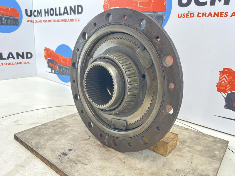Krupp 70 GMT planetary gear 22-25-74-38-3pl-H135-46 - Suspensión para Grúa: foto 3 Krupp 70 GMT planetary gear 22-25-74-38-3pl-H135-46 - Suspensión para Grúa: foto 3