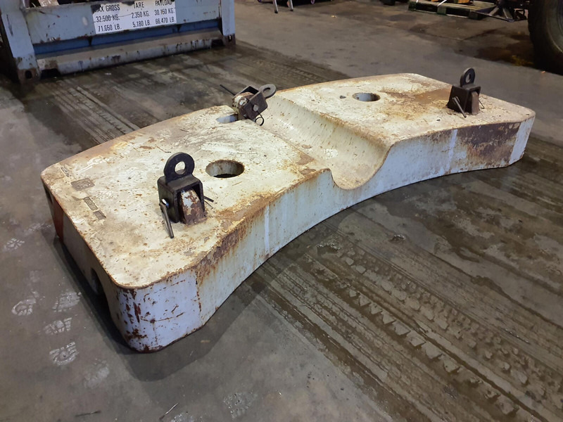 Krupp KMK 4080-5110-5120 counterweight 5,8 ton - Contrapeso para Maquinaria de construcción: foto 3 Krupp KMK 4080-5110-5120 counterweight 5,8 ton - Contrapeso para Maquinaria de construcción: foto 3
