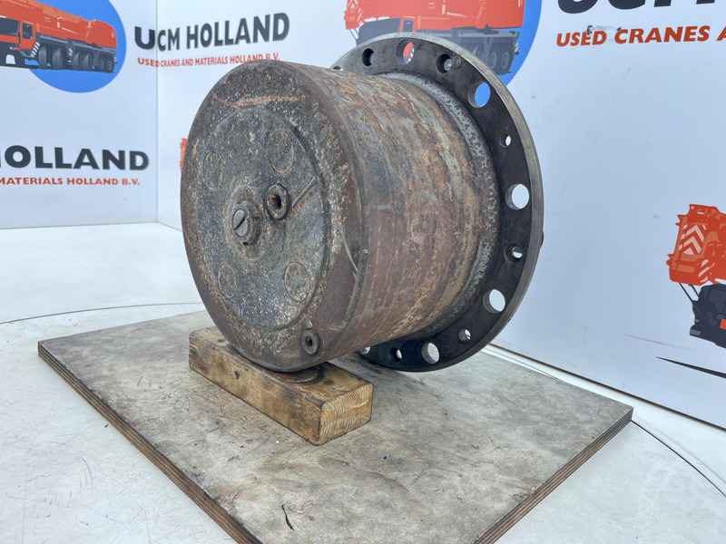 Krupp KMK 8350 planetary gear 22-25-74-40-4pl-H185-46 - Suspensión para Grúa: foto 2 Krupp KMK 8350 planetary gear 22-25-74-40-4pl-H185-46 - Suspensión para Grúa: foto 2