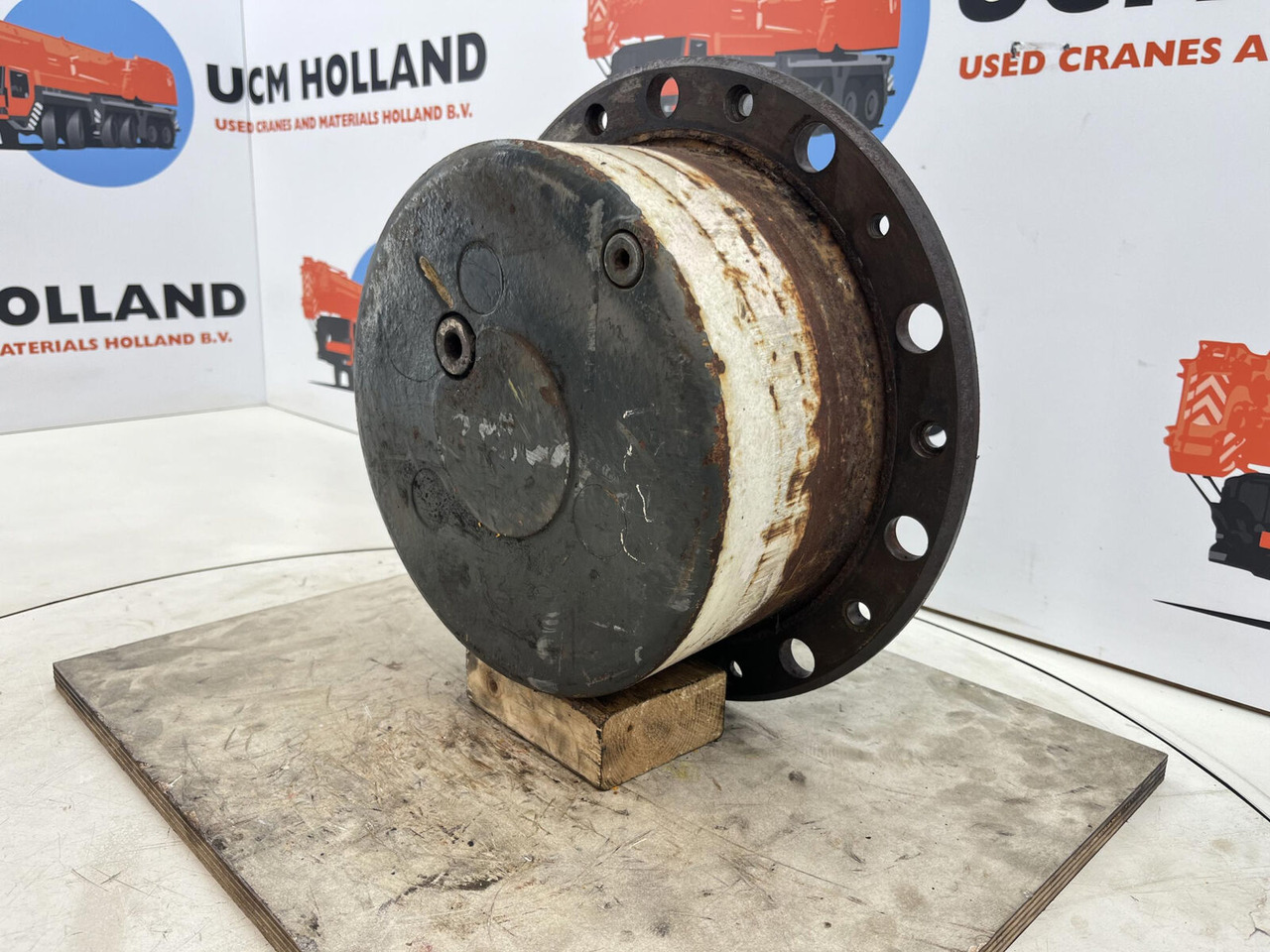 Liebherr LTM 1045-3.1 planetary gear 21-21-63-32-3pl-H135-46 - Mando final para Autogrúa: foto 2 Liebherr LTM 1045-3.1 planetary gear 21-21-63-32-3pl-H135-46 - Mando final para Autogrúa: foto 2