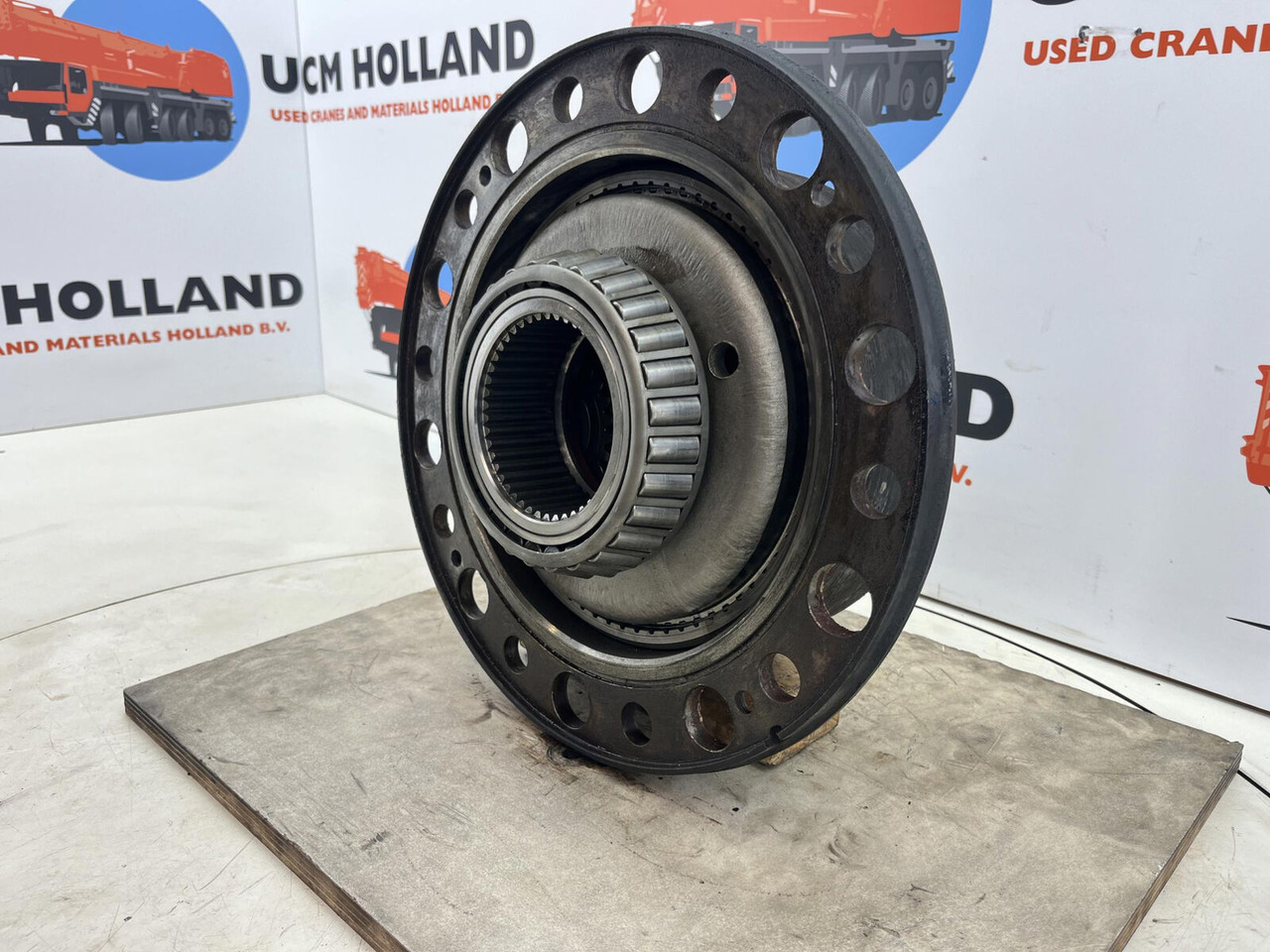 Liebherr LTM 1070 planetary gear 17-24-67-32-3pl-H127-46 - Mando final para Autogrúa: foto 3 Liebherr LTM 1070 planetary gear 17-24-67-32-3pl-H127-46 - Mando final para Autogrúa: foto 3