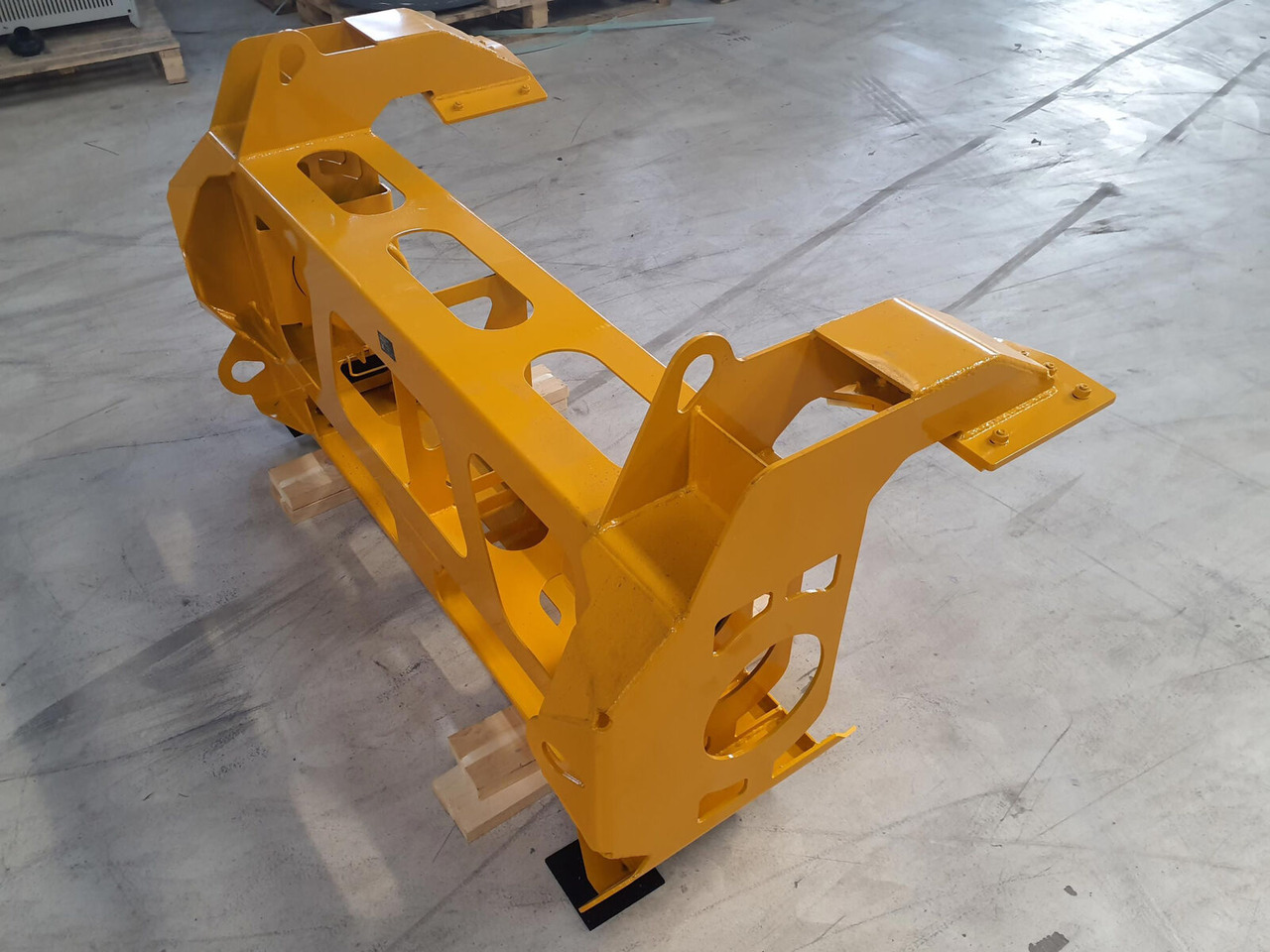 Liebherr LTM 1750-9.1 Luffing cylinder lifting device front - Carrocería y exterior para Autogrúa: foto 3 Liebherr LTM 1750-9.1 Luffing cylinder lifting device front - Carrocería y exterior para Autogrúa: foto 3