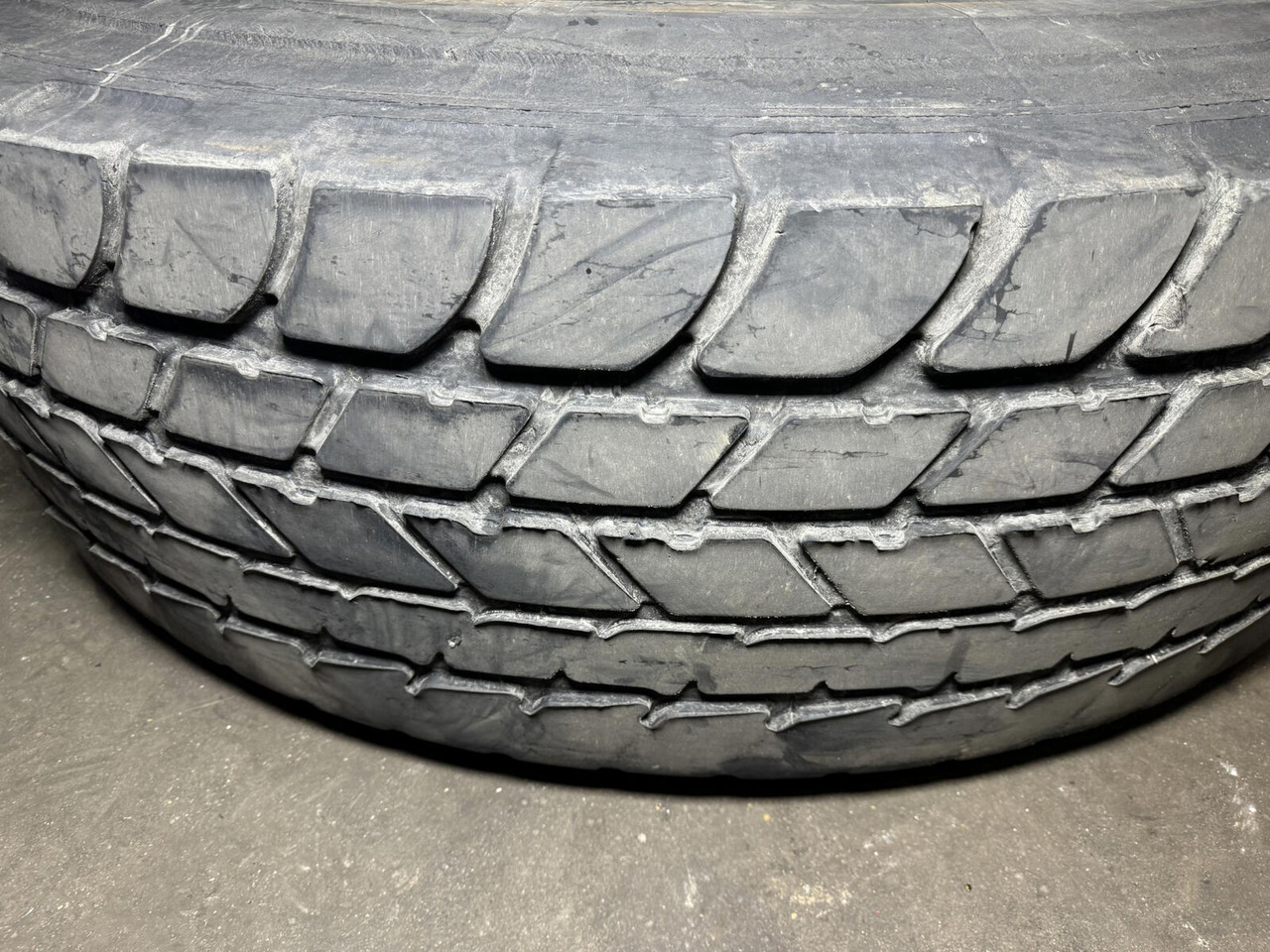 Michelin Wheel 445/95R25 10 12.3 1p - Rueda completa: foto 3 Michelin Wheel 445/95R25 10 12.3 1p - Rueda completa: foto 3