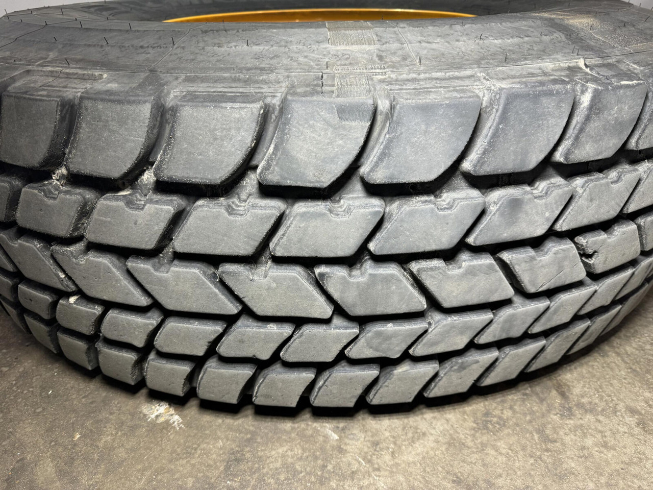 Michelin Wheel 445/95R25 10 12.3 1p - Rueda completa: foto 3 Michelin Wheel 445/95R25 10 12.3 1p - Rueda completa: foto 3