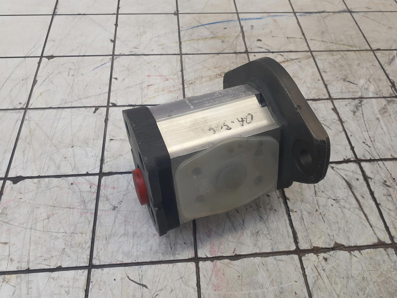 Rexroth Mannesmann Rexroth gear pump - Bomba hidráulica para Grúa: foto 3 Rexroth Mannesmann Rexroth gear pump - Bomba hidráulica para Grúa: foto 3