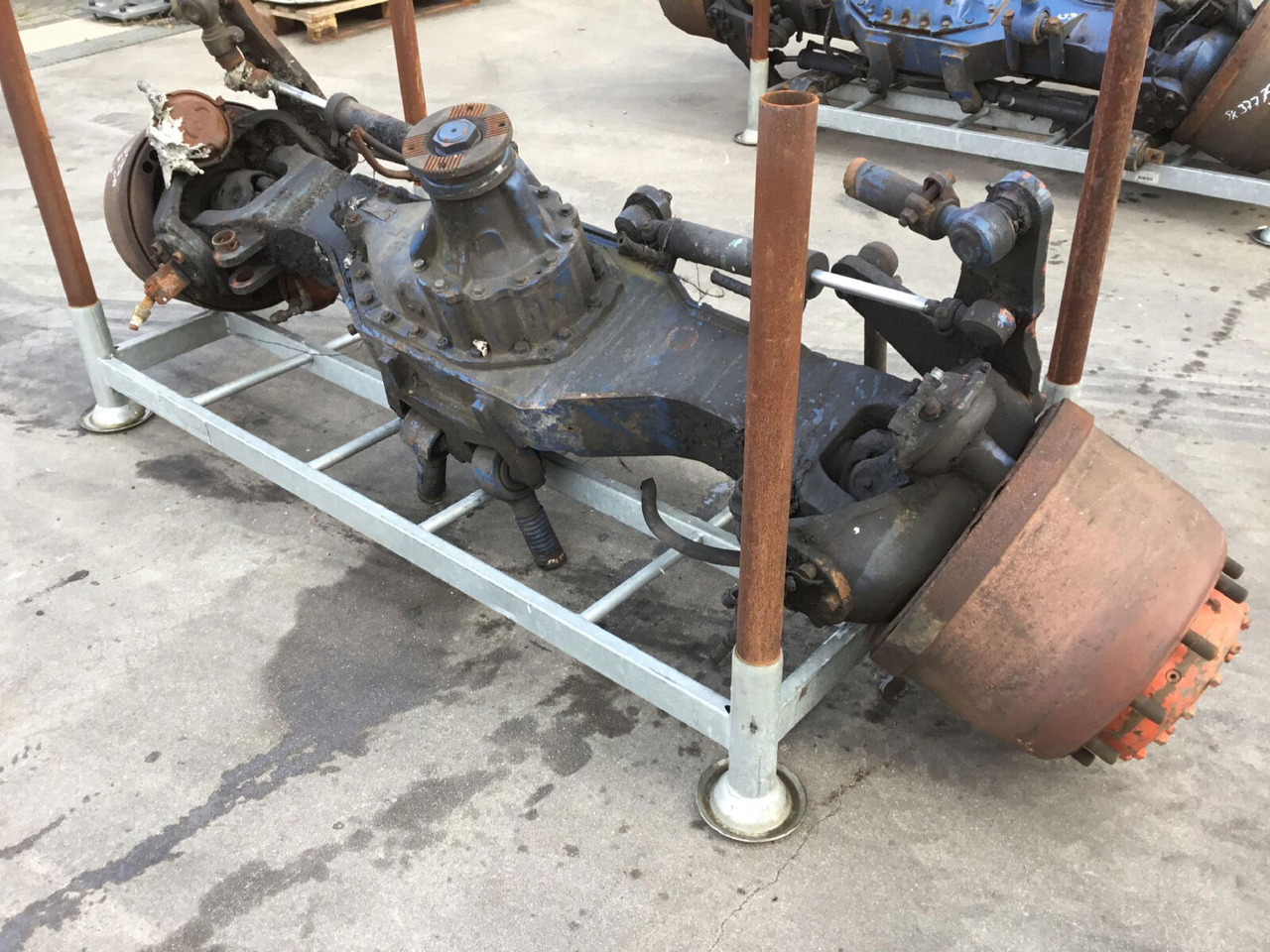 Spierings SK 377 axle 3 - Eje y piezas para Autogrúa: foto 3 Spierings SK 377 axle 3 - Eje y piezas para Autogrúa: foto 3