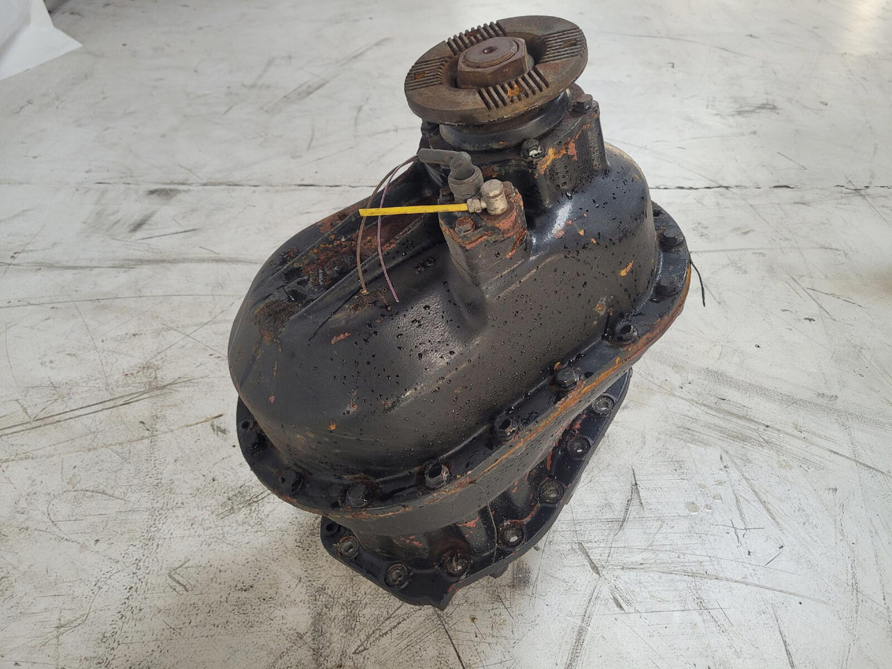 Spierings SK-598 AT 5 mid differential axle 3 - Diferencial para Autogrúa: foto 5 Spierings SK-598 AT 5 mid differential axle 3 - Diferencial para Autogrúa: foto 5