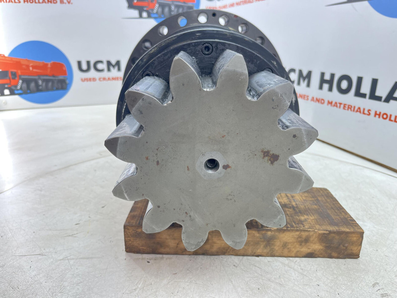 Tadano Faun AC 5.220L-1 Slew gear - Reductor de giro para Grúa: foto 5 Tadano Faun AC 5.220L-1 Slew gear - Reductor de giro para Grúa: foto 5