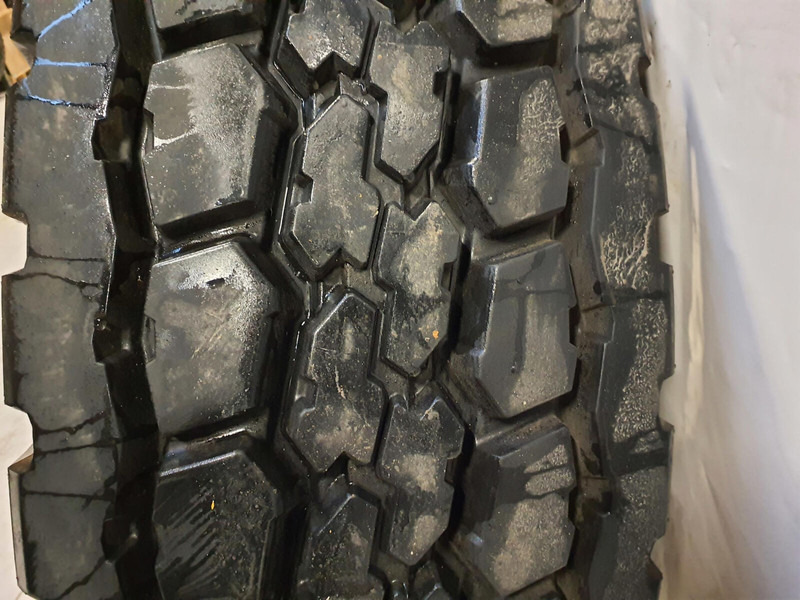 Tadano Faun Wheel 445/95R25 10 6.5 3p - Neumáticos y llantas para Grúa: foto 5 Tadano Faun Wheel 445/95R25 10 6.5 3p - Neumáticos y llantas para Grúa: foto 5