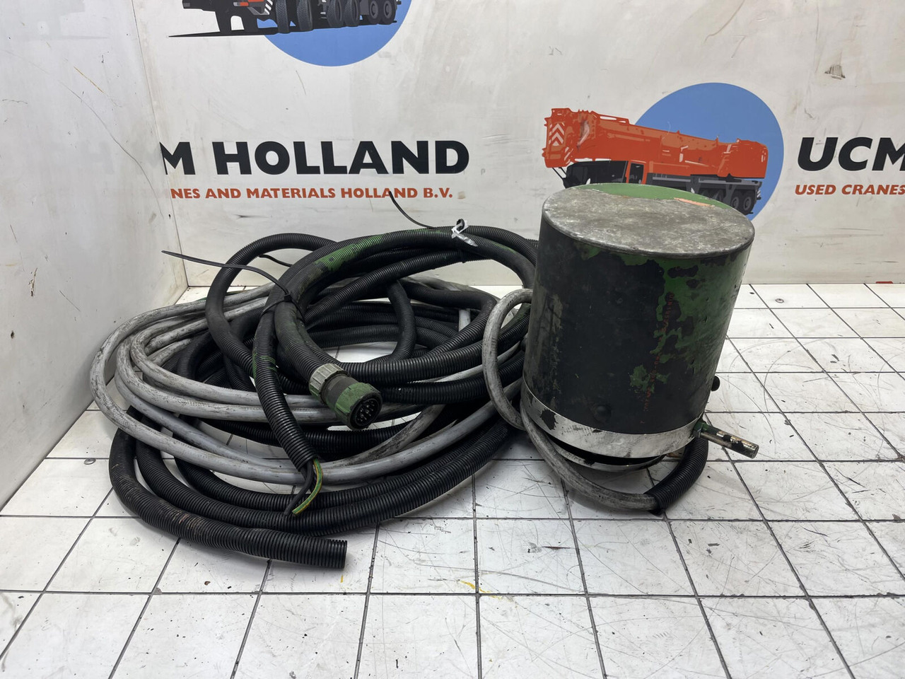 Terex AC 155 slip ring assy - Sistema eléctrico para Autogrúa: foto 4 Terex AC 155 slip ring assy - Sistema eléctrico para Autogrúa: foto 4