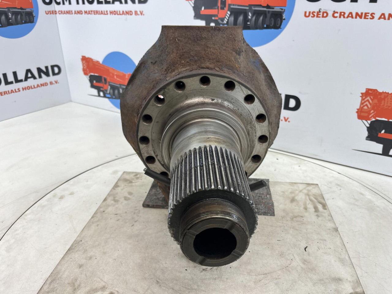 Terex AC 205 Steering knuckle 16 holes axle 4 - Mangueta para Autogrúa: foto 2 Terex AC 205 Steering knuckle 16 holes axle 4 - Mangueta para Autogrúa: foto 2