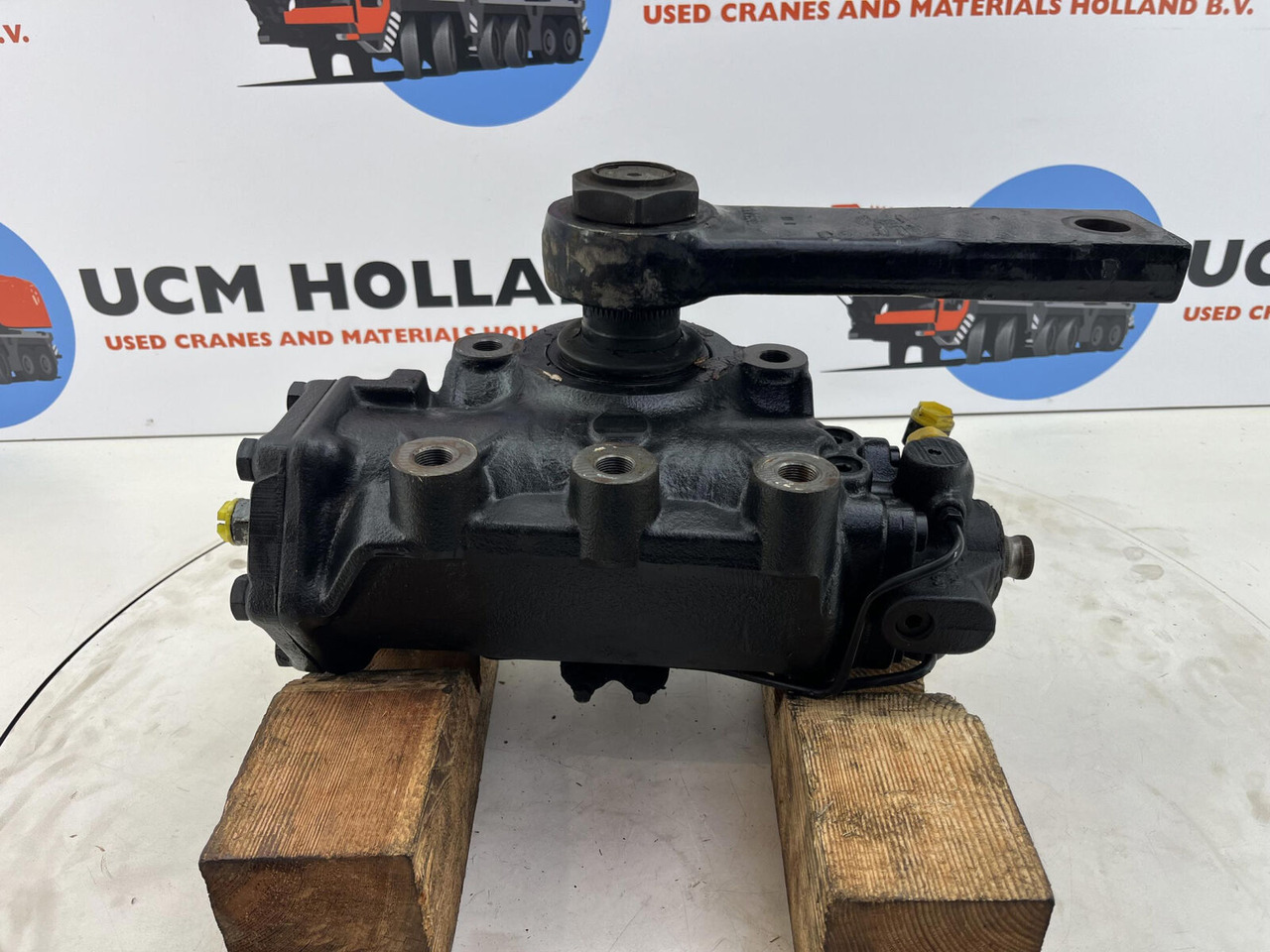 Terex AC 50-1 steering box with lever - Caja de dirección para Autogrúa: foto 3 Terex AC 50-1 steering box with lever - Caja de dirección para Autogrúa: foto 3