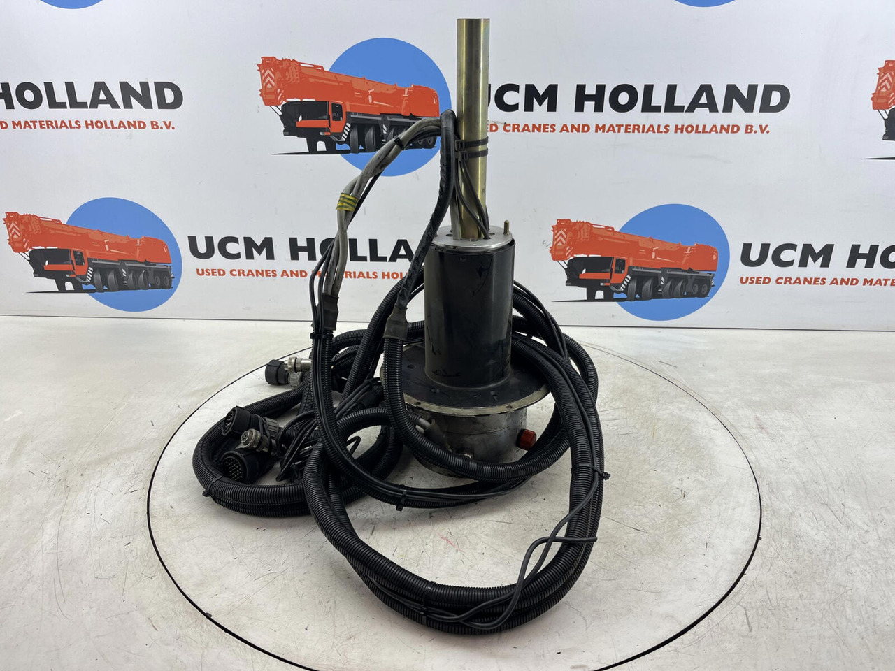 Terex AC slip ring assy - Sistema eléctrico para Grúa: foto 3 Terex AC slip ring assy - Sistema eléctrico para Grúa: foto 3