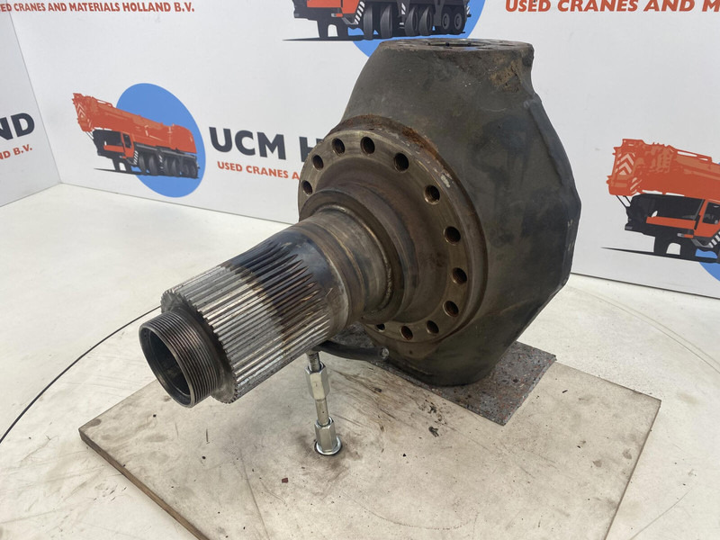 Terex Terex Demag AC 35 Steering knuckle 16 holes axle 1 - Mangueta para Grúa: foto 1 Terex Terex Demag AC 35 Steering knuckle 16 holes axle 1 - Mangueta para Grúa: foto 1