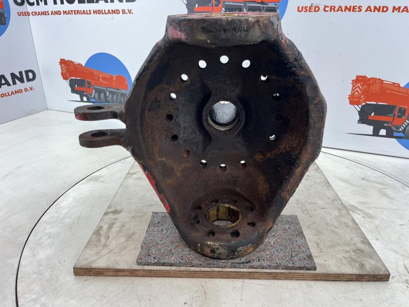 Terex Terex Demag AC 35 Steering knuckle 16 holes axle 2 left - Mangueta para Grúa: foto 5 Terex Terex Demag AC 35 Steering knuckle 16 holes axle 2 left - Mangueta para Grúa: foto 5