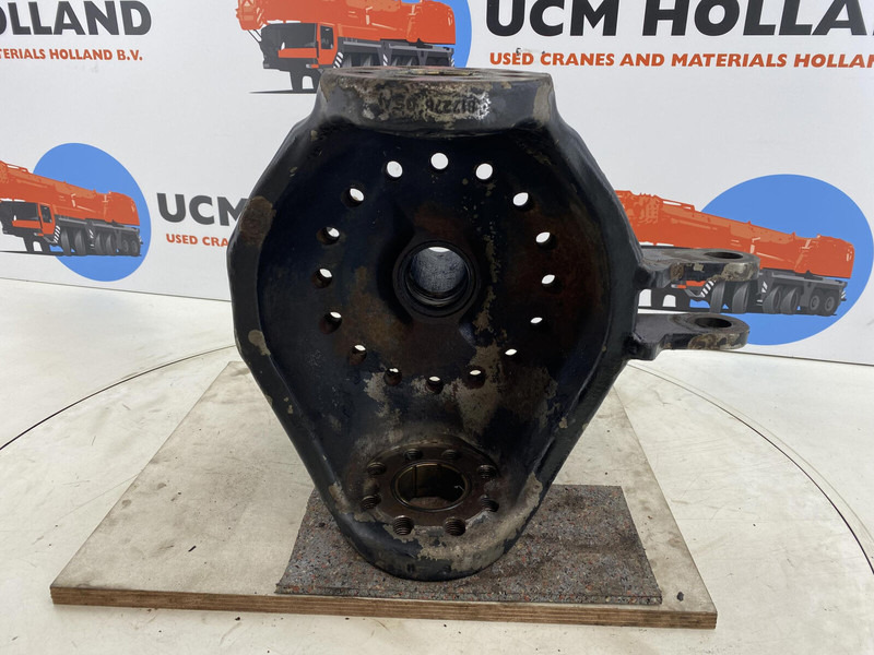 Terex Terex Demag AC 35 Steering knuckle 16 holes axle 2 right - Mangueta para Grúa: foto 5 Terex Terex Demag AC 35 Steering knuckle 16 holes axle 2 right - Mangueta para Grúa: foto 5