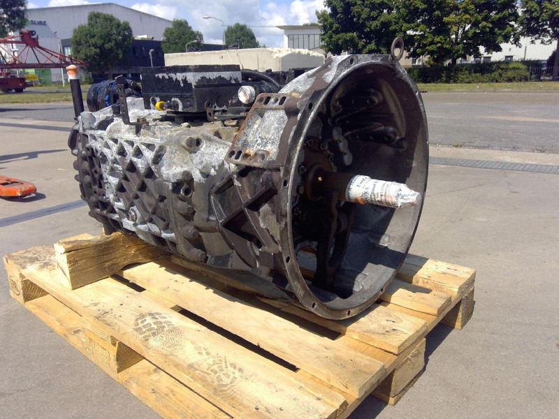 ZF ATF 60-4 gearbox ZF ECOSPLIT 16 S 151 - Caja de cambios para Grúa: foto 1 ZF ATF 60-4 gearbox ZF ECOSPLIT 16 S 151 - Caja de cambios para Grúa: foto 1