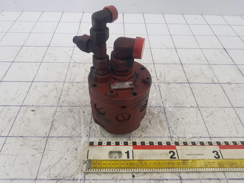 ZF Emergency steering pump ZF - Bomba hidráulica para Grúa: foto 1 ZF Emergency steering pump ZF - Bomba hidráulica para Grúa: foto 1