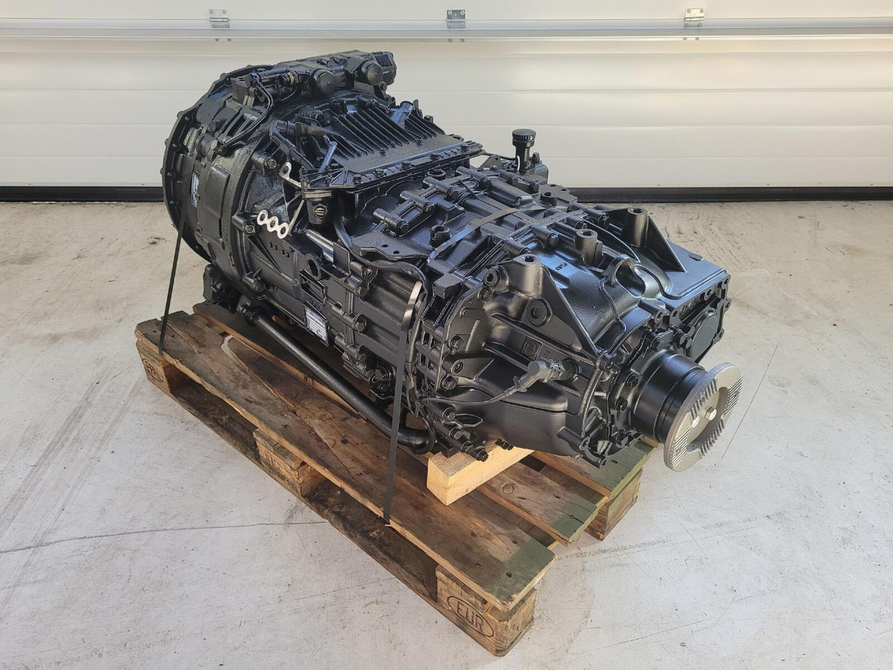 ZF LTM 1250-6.1 gearbox TC tronic 12 AS 3002 TC - Caja de cambios para Autogrúa: foto 3 ZF LTM 1250-6.1 gearbox TC tronic 12 AS 3002 TC - Caja de cambios para Autogrúa: foto 3