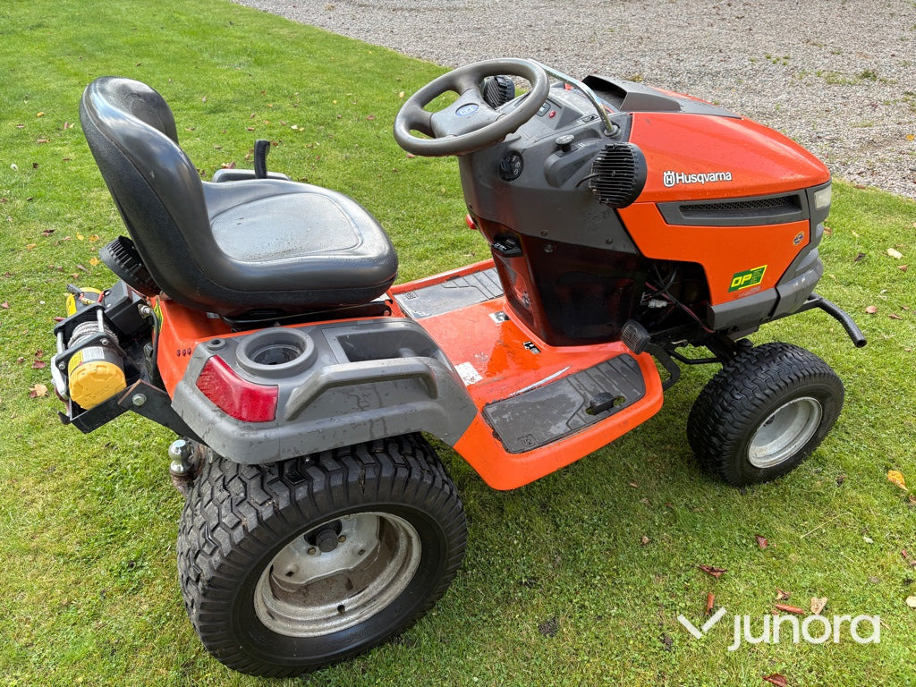 Åkgräsklippare Husqvarna GTH 260 XPT - Cortacésped: foto 5 Åkgräsklippare Husqvarna GTH 260 XPT - Cortacésped: foto 5