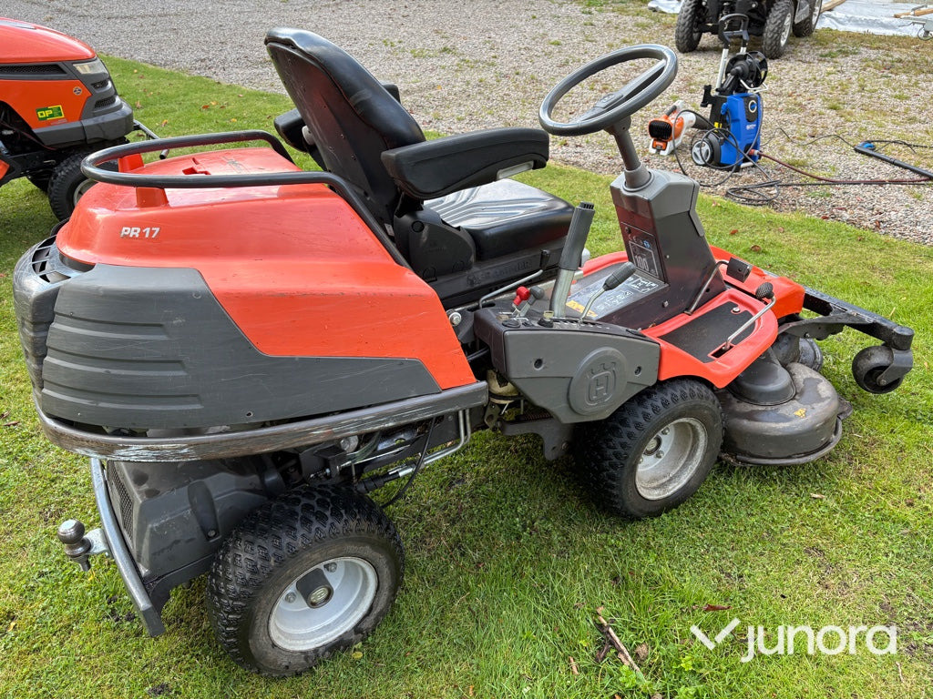 Åkgräsklippare Husqvarna PR 17 - Cortacésped: foto 5 Åkgräsklippare Husqvarna PR 17 - Cortacésped: foto 5