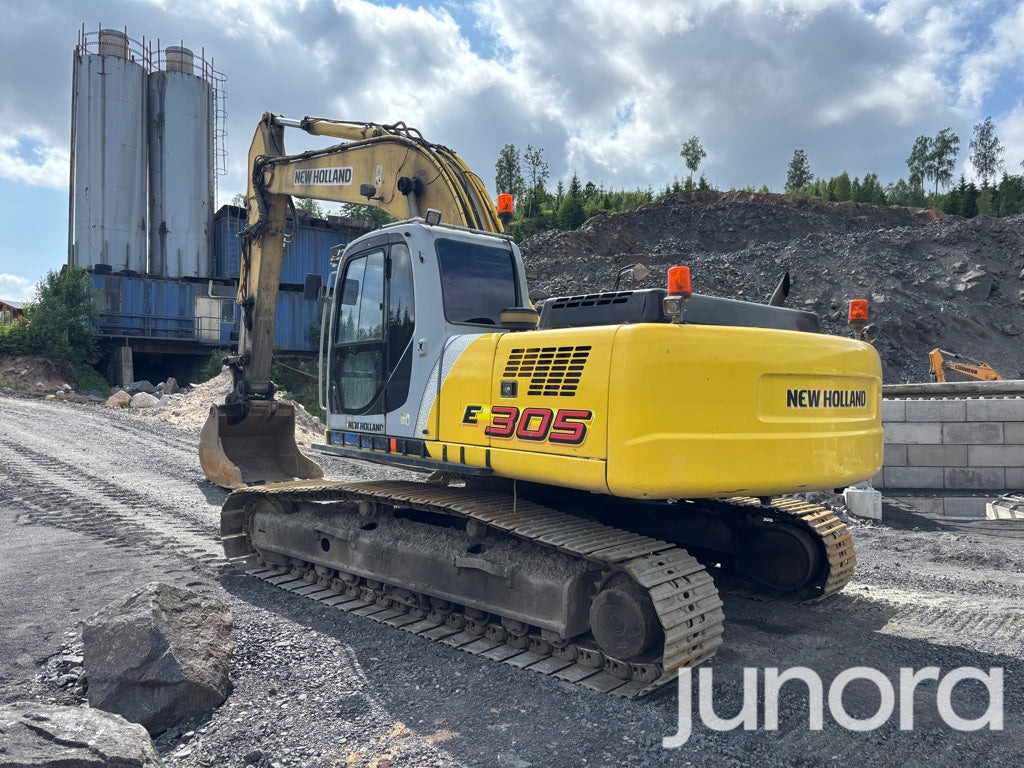 Bandgrävare New Holland E305 - Excavadora de cadenas: foto 4 Bandgrävare New Holland E305 - Excavadora de cadenas: foto 4