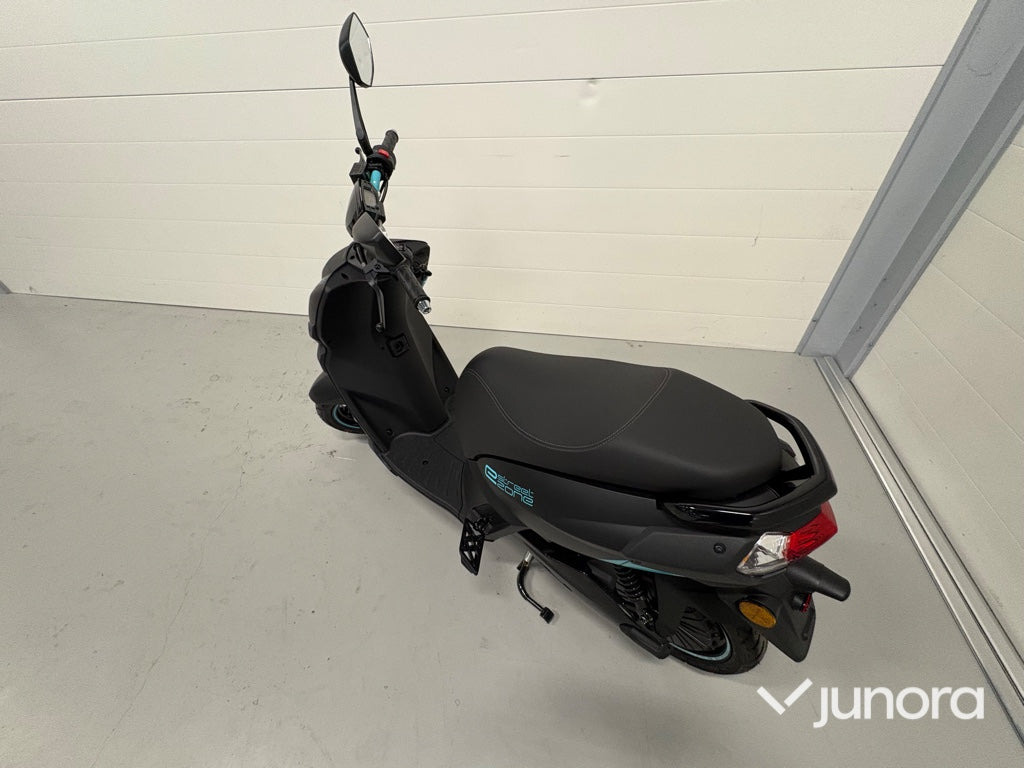 El-moped – Peugeot e-Streetzone - Motocicleta: foto 5 El-moped – Peugeot e-Streetzone - Motocicleta: foto 5