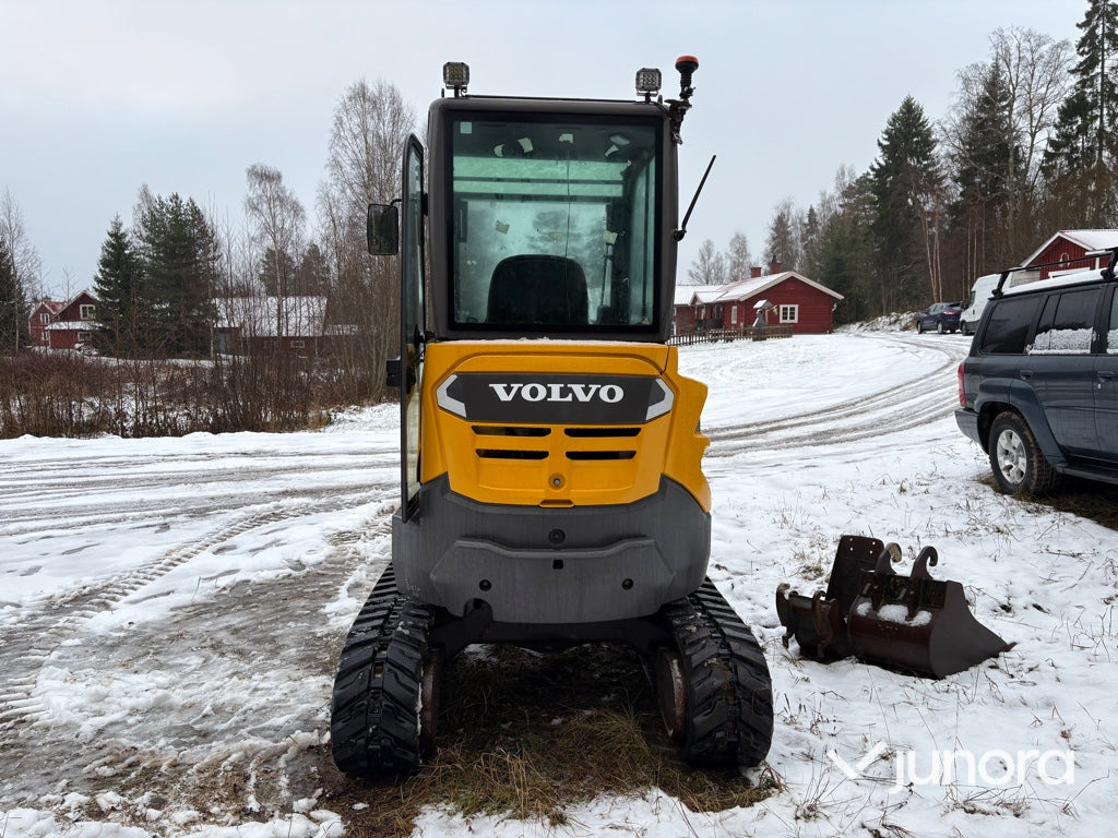 Grävmaskin - Volvo ECR25D, inkl. redskap - Miniexcavadora: foto 4 Grävmaskin - Volvo ECR25D, inkl. redskap - Miniexcavadora: foto 4