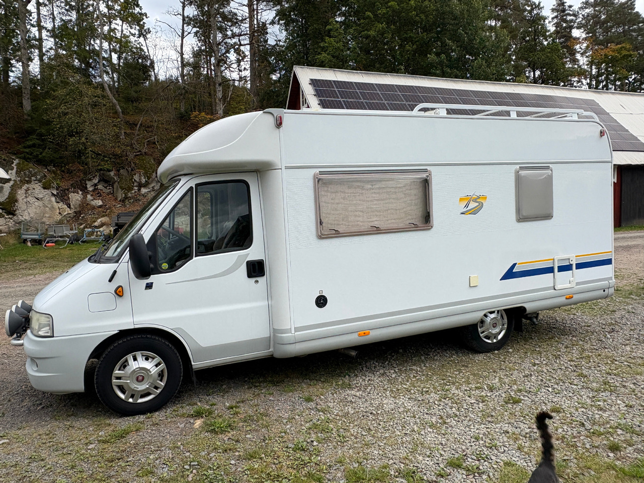 Husbil Bürstner Harmony 603 - Autocaravana perfilada: foto 1 Husbil Bürstner Harmony 603 - Autocaravana perfilada: foto 1