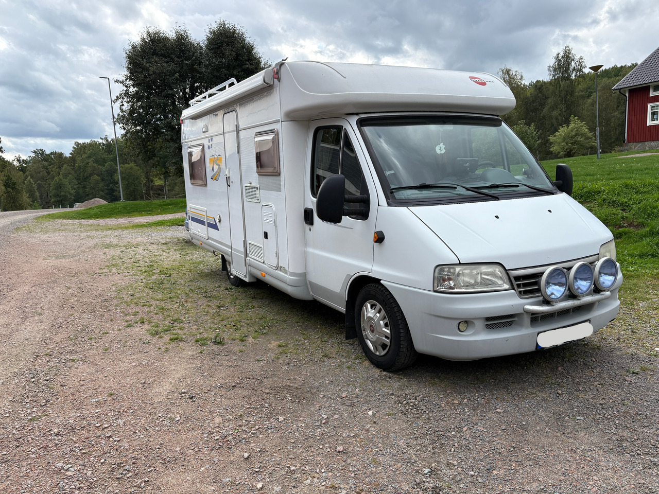 Husbil Bürstner Harmony 603 - Autocaravana perfilada: foto 4 Husbil Bürstner Harmony 603 - Autocaravana perfilada: foto 4