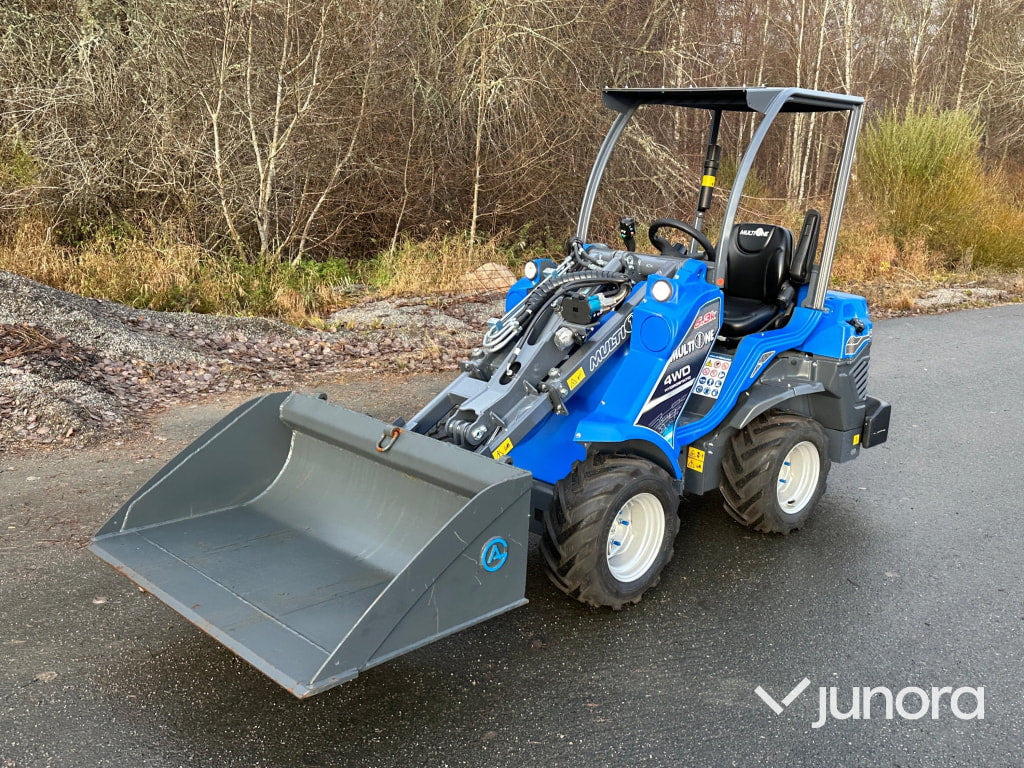 Kompaktlastare MultiOne 5.3 K med planeringskopa - Cargadora articulada: foto 1 Kompaktlastare MultiOne 5.3 K med planeringskopa - Cargadora articulada: foto 1