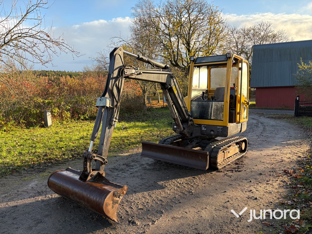 Minigrävare - Volvo, EC25 - Miniexcavadora: foto 1 Minigrävare - Volvo, EC25 - Miniexcavadora: foto 1
