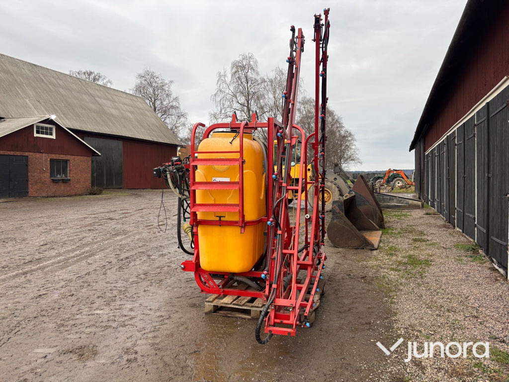 Ogrässpruta - Jar-Met P328 16 meter - Pulverizador suspendido: foto 5 Ogrässpruta - Jar-Met P328 16 meter - Pulverizador suspendido: foto 5