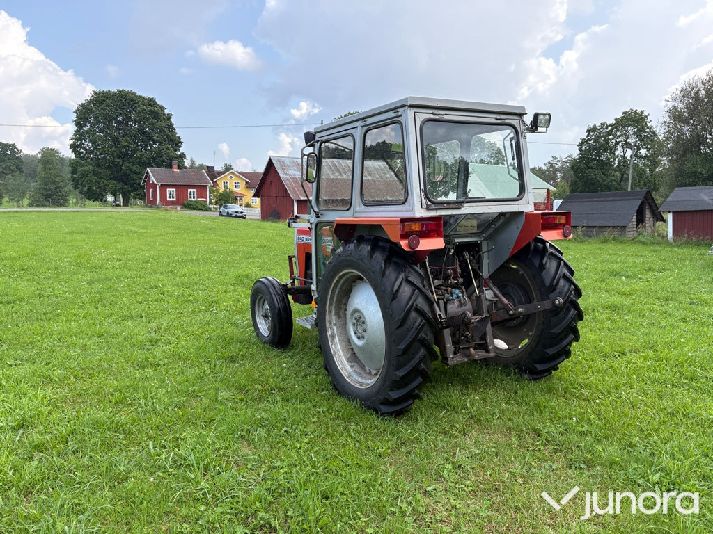 Traktor - Massey Ferguson 240 - Tractor: foto 4 Traktor - Massey Ferguson 240 - Tractor: foto 4