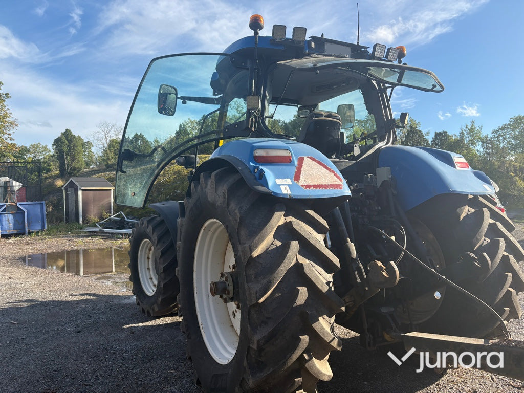 Traktor - New Holland T7040 - Tractor: foto 5 Traktor - New Holland T7040 - Tractor: foto 5