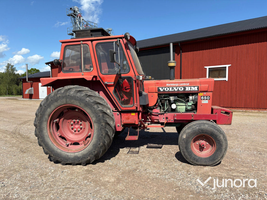 Traktor Volvo BM T 650 - Tractor: foto 1 Traktor Volvo BM T 650 - Tractor: foto 1