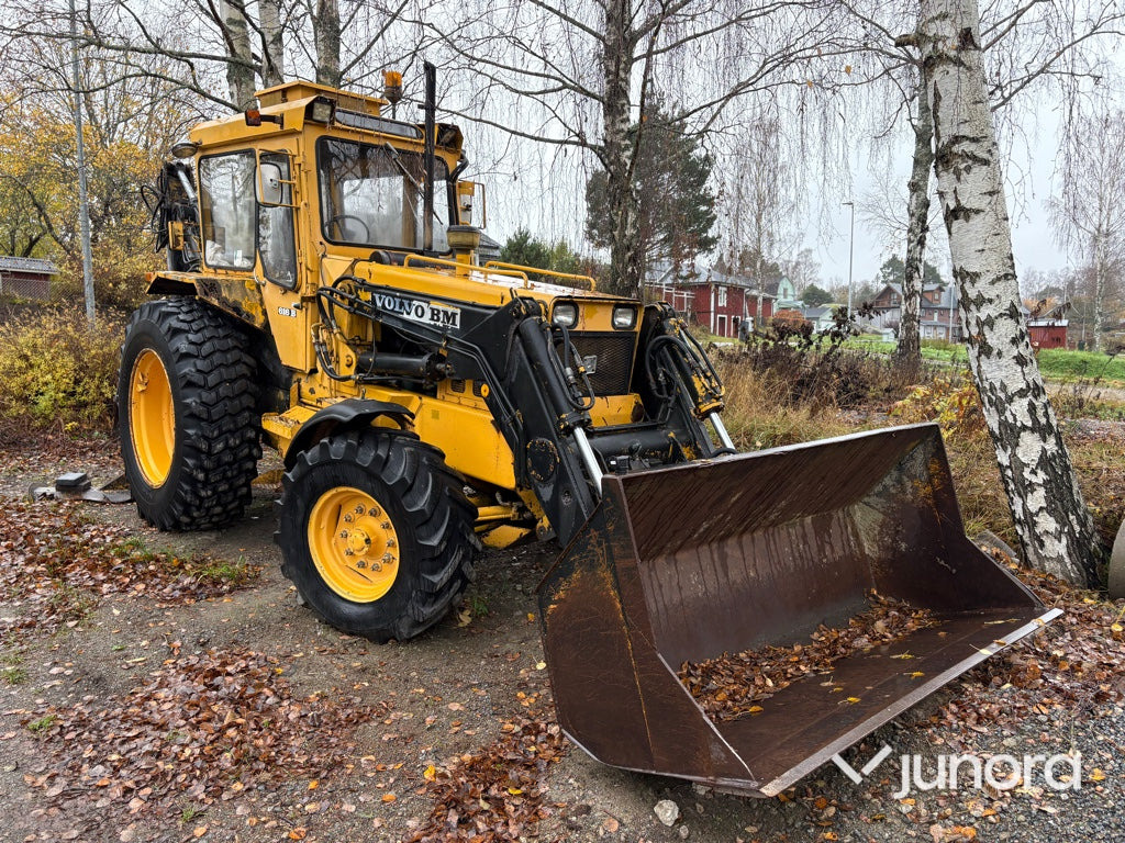 Traktorgrävare - Volvo BM, 616 B - Retroexcavadora: foto 2 Traktorgrävare - Volvo BM, 616 B - Retroexcavadora: foto 2