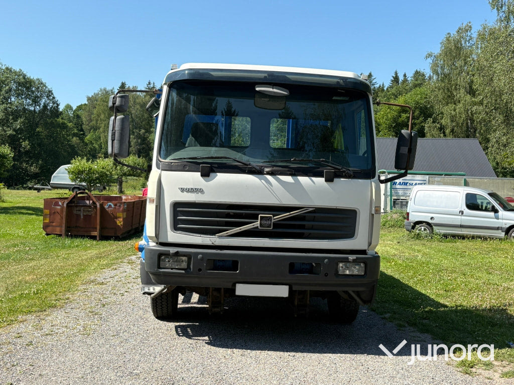 Volvo Maskintransport FL6 H 4*2 - Camión caja abierta: foto 2 Volvo Maskintransport FL6 H 4*2 - Camión caja abierta: foto 2