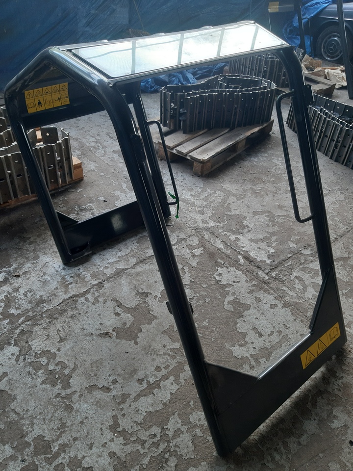 Cannopy BOBCAT E26,E32,E35, E45, E50, E55 - Cabina para Excavadora: foto 2 Cannopy BOBCAT E26,E32,E35, E45, E50, E55 - Cabina para Excavadora: foto 2