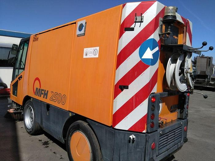 Aebi MFH2500 - Barredora vial: foto 4 Aebi MFH2500 - Barredora vial: foto 4