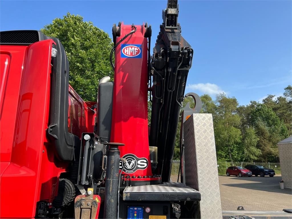 DAF CF 480 FAX 8x2*6 - Camión portacontenedor de cadenas: foto 2 DAF CF 480 FAX 8x2*6 - Camión portacontenedor de cadenas: foto 2