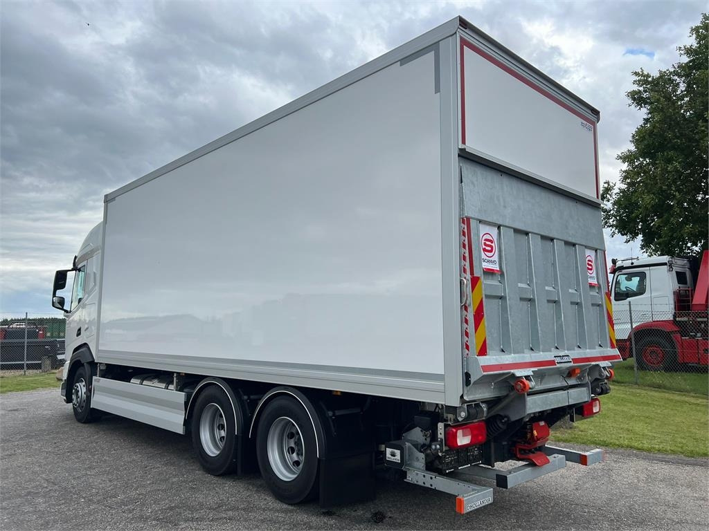 DAF XF480 FAS 6x2 - Camión caja cerrada: foto 5 DAF XF480 FAS 6x2 - Camión caja cerrada: foto 5