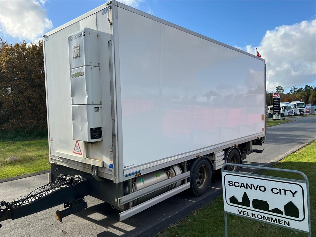 HFR 18 ton SKAB kasse + lift - Remolque frigorífico: foto 1 HFR 18 ton SKAB kasse + lift - Remolque frigorífico: foto 1