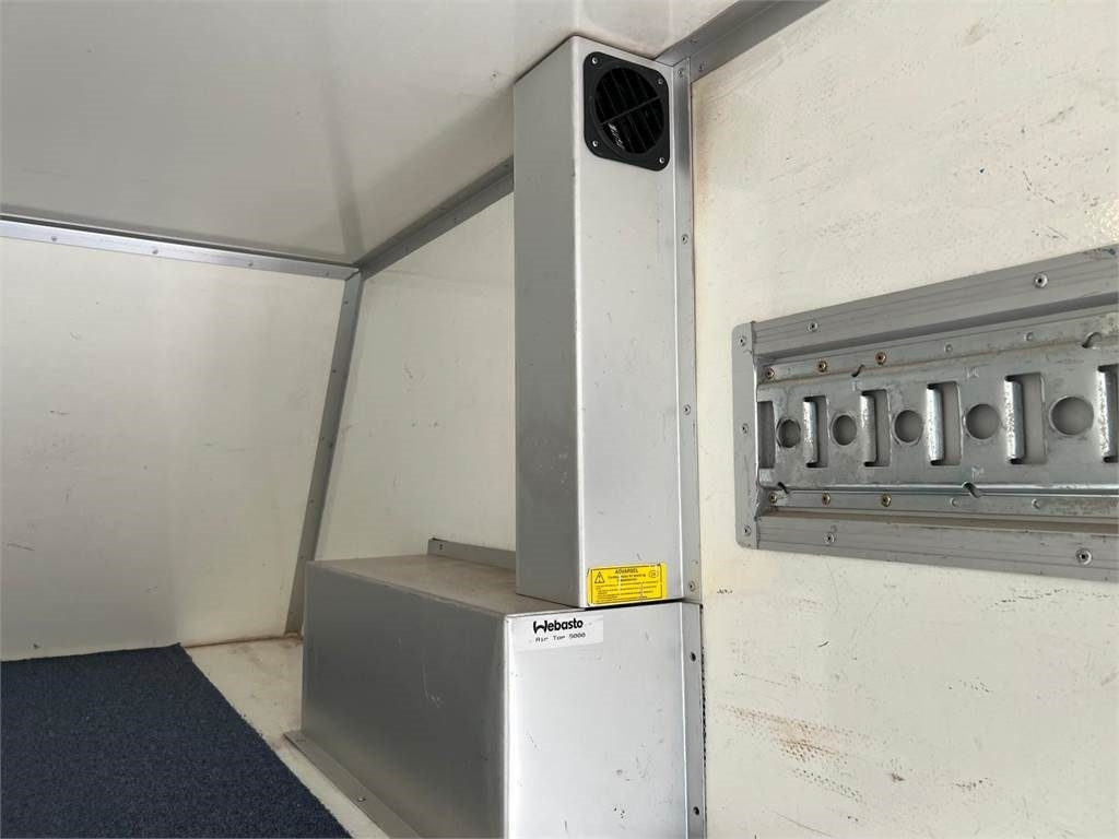 Camión caja cerrada Iveco Daily 70C18 - dobbelt cab: foto 22