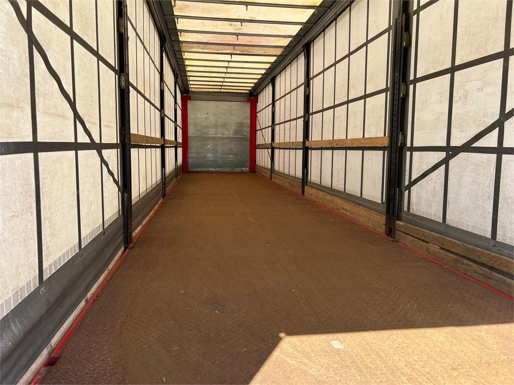 Kel-Berg D100V 13,6 mtr gardin - lodretstående lift - Semirremolque lona: foto 5 Kel-Berg D100V 13,6 mtr gardin - lodretstående lift - Semirremolque lona: foto 5