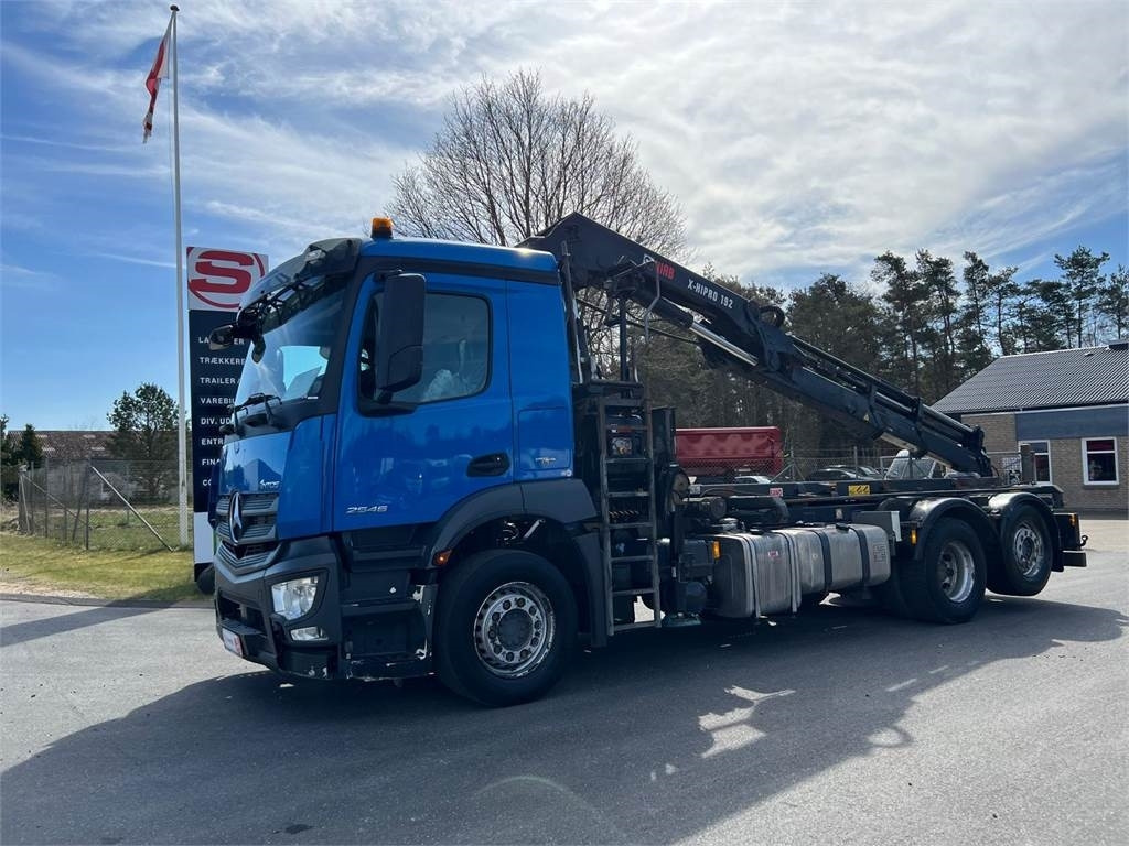 Camión portacontenedor de cadenas Mercedes-Benz Antos 2546 - Hiab 192 E kran: foto 1