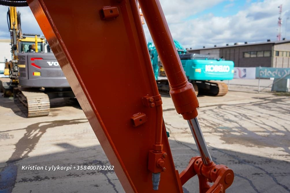 Leasing de Hitachi ZX130LCN-7 VÄHÄN AJETTU  Hitachi ZX130LCN-7 VÄHÄN AJETTU: foto 19
